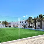 Blue Island Pool View & Wi-fi By Irent Fuerteventura *