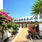 Blue Island Pool View & Wi-fi By Irent Fuerteventura Apartamento