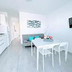 Blue Island Pool View & Wi-fi By Irent Fuerteventura Corralejo