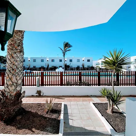 Apartment Blue Island Pool View & Wi-fi By Irent Fuerteventura *